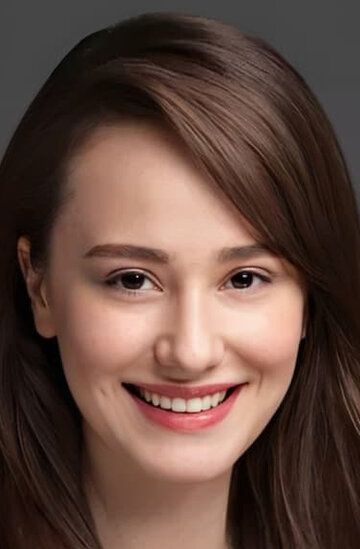 Мюге Байрамоглу / Müge Bayramoglu
