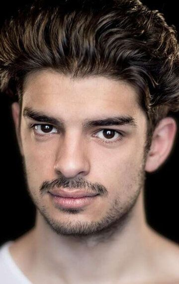 / Ethan Kai