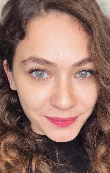 Чагла Озавджи / Çagla Özavci