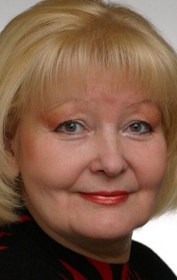 Нина Лунегова / 