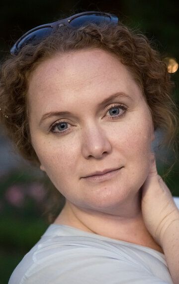 Елена Есипова / 