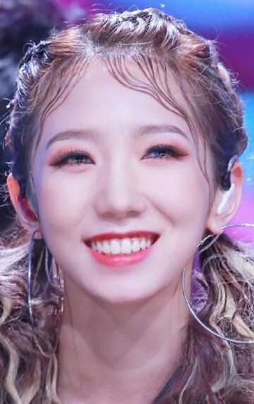 Мэн Мэйци / Meng Meiqi