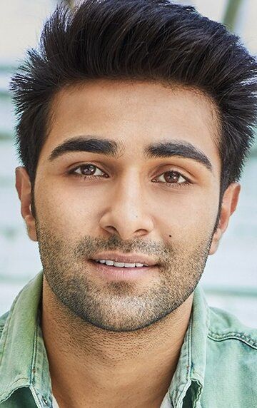 Аадар Джаин / Aadar Jain