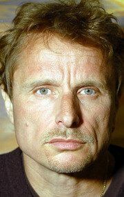 Дикран Тулейн / Dikran Tulaine