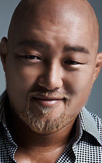 Юк Чин-су / Yook Jin-soo