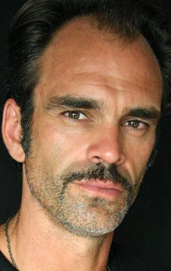 Стивен Огг / Steven Ogg