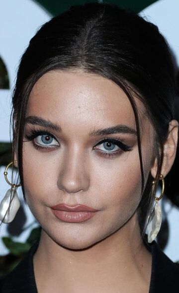 / Amanda Steele