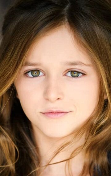  / Kinsley Isla Dillon