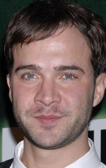 Гил МакКинни / Gil McKinney