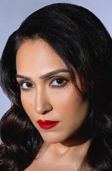 Шибани Беди / Shibani Bedi