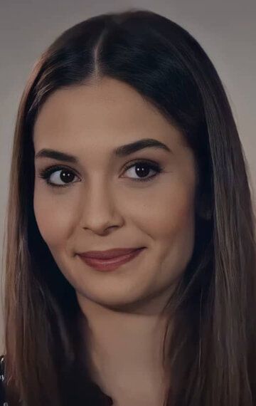  / Selin Isik