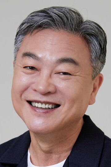 Ким И-сон / Kim Ee-seong