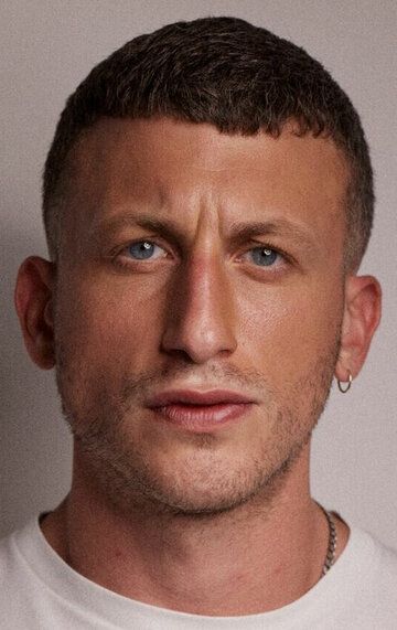 / Omer Perlman Striks