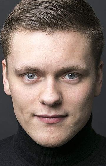  / Aron Már Ólafsson