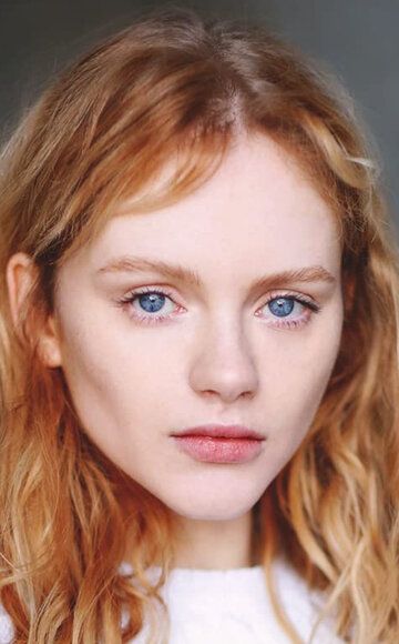  / Emma Laird