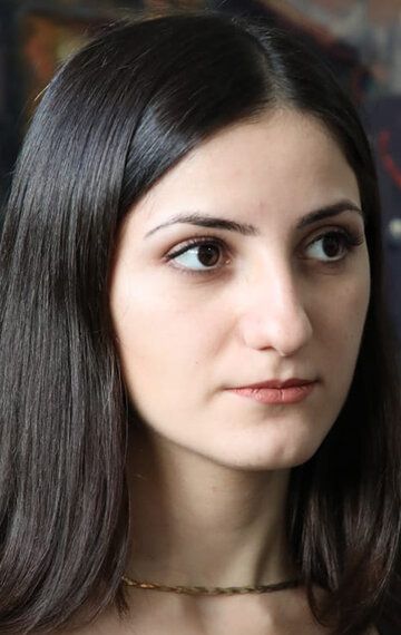 Элиза Калачян / 