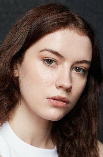 Изабель Коннолли / Isabelle Connolly
