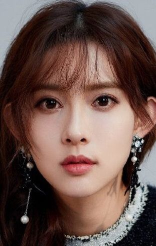 Мэн Цзыи / Meng Ziyi