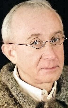 Александр Комиссаров / 