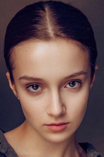 Полина Ватага / 