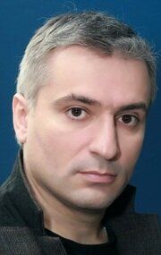 Мурат Шевлоков / 