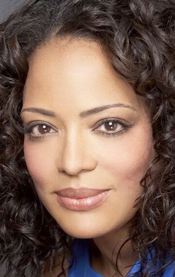 Луна Лорен Велес / Luna Lauren Velez