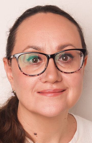 Елена Ратничкина / 