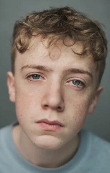  / Leo Ashton
