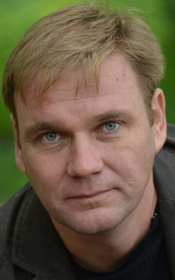Владимир Кузин / 