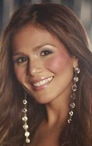 Иса Кальсадо / Iza Calzado