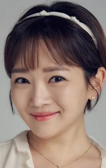 Юн Сон-а / Yoon Song-ah