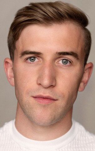 Каллум Скотт Хауэллс / Callum Scott Howells