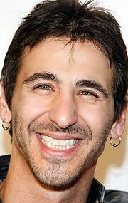 Салли Эрна / Sully Erna
