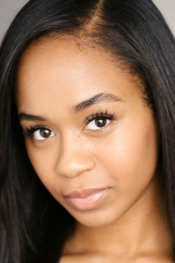  / Jasmin Lawrence