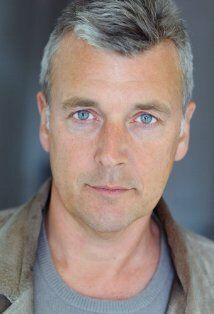 Юэн МакНотон / Euan Macnaughton