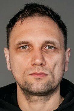 Роман Михайлов / 