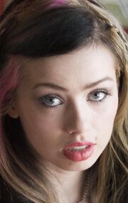 Скай Суитнам / Skye Sweetnam