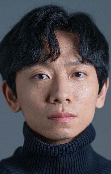 Ким Гю-бэк / Kim Gyoo-baek
