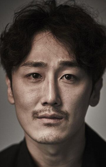 Юн Джин-ён / Yoon Jin-yeong