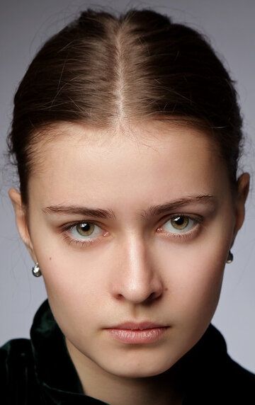 Полина Суворова / 
