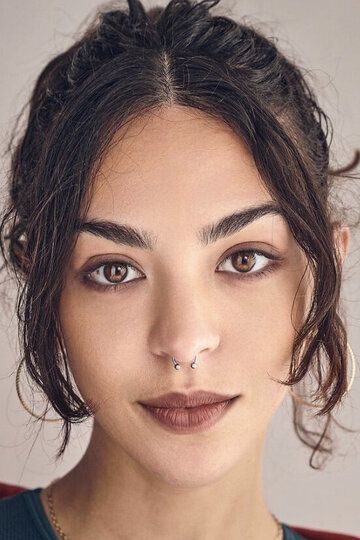 / Janira Reyes