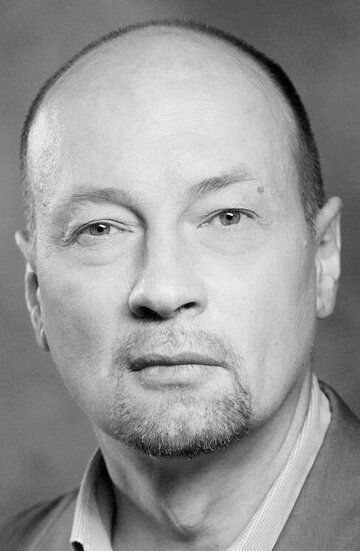Роман Клементьев / 