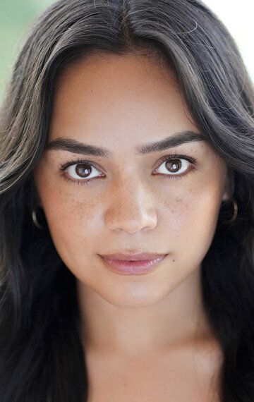  / Kaitlyn Santa Juana