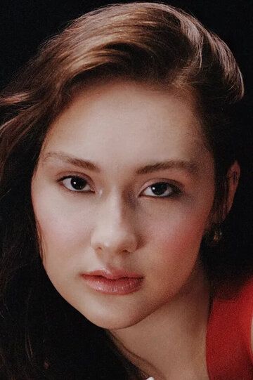  / Lola Tung