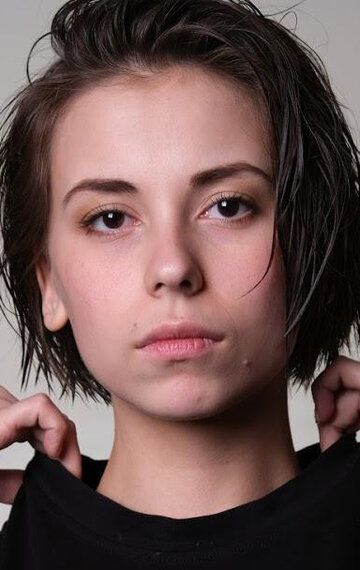 Екатерина Честина / 