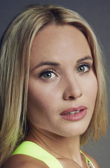 Леа Пайпс / Leah Pipes