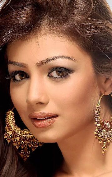 Айеша Такиа / Ayesha Takia