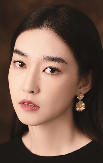 Лю Чусюань / Liu Chuxuan