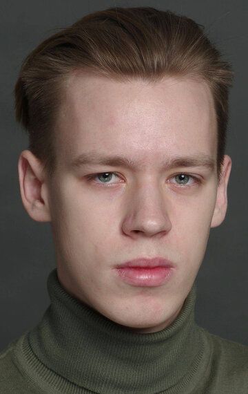 Данила Дерюгин / 