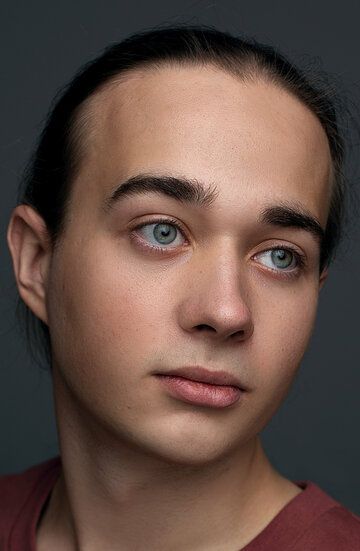 Павел Коломийц / 